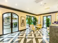 Port Rivoli Baku Hotel Hotel berhampiran Dataran Kemerdekaan