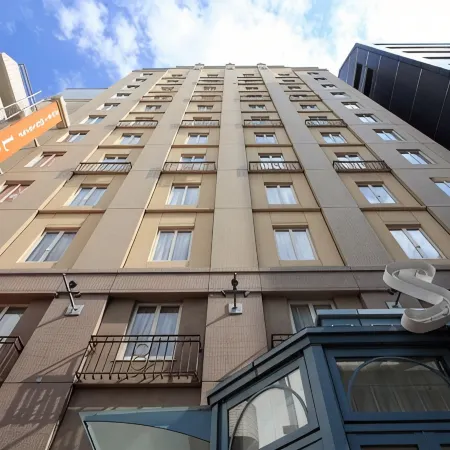 Hotel Monterey Lasoeur Ginza Отели рядом с достопримечательностью «Магазин электроники Bic Camera Yurakucho»