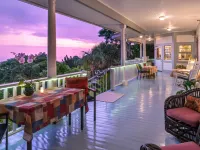 Ka'Awa Loa Plantation Hotels in Captain Cook