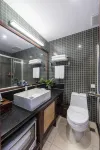 Yunfu Xinxing Longshan Hot Spring Hotel - Pool