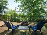 Lake Champlain Waterfront: Amazing Sunsets, Private Beach, and Firepit - 3-Star