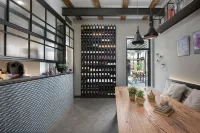 Almayer Art & Heritage Adults Only Hotel and Dépendance Rooms - bar