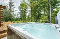 Escape to Wisp Mountain.New Log Home. Near Deep Creek Lake ,Wisp Resort ,Hot Tub