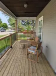 4-Bed 2 Bath Home Located in Downtown Grand Haven - Boutique
