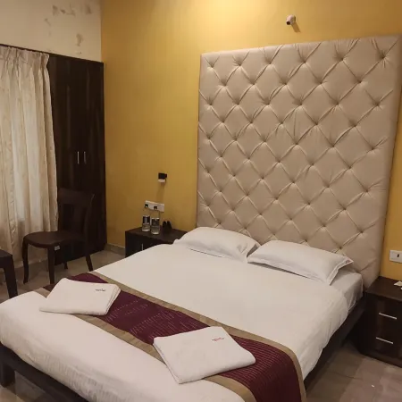 Hotel Deepak Executive, Ganpatipule