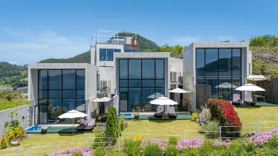 Geoje Raonhiljo Pollvilla 旅館 住宿飯店