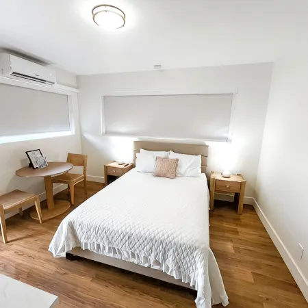 Tiana Beach Inn