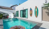 Beloved Bliss Pool Villa Bangsaen - Villas
