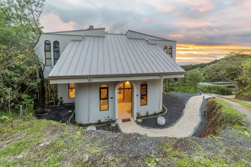House immerse in the forest+ infinity pool and luxurious experience. - Villas