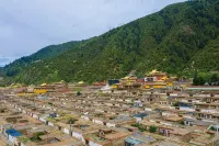 Zhuoni Che Ba Gongye Homestay