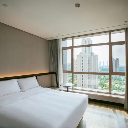 HanTing Hotel (Xinji Wanda Plaza)