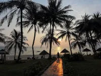 Saigon Phu Quoc Resort & Spa Отели рядом с достопримечательностью «Пляж Лонг»