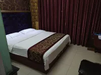 Yilong Liuhe Hotel