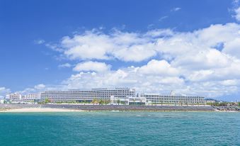 DoubleTree by Hilton Okinawa Chatan Resort