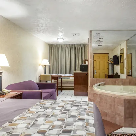 Rodeway Inn & Suites Branford - Guilford