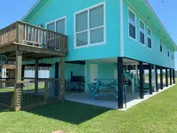 The Trusty Trout - 5 bedroom house w/ lighted pier on Caney Creek in Sargent, TX Sargent otelleri