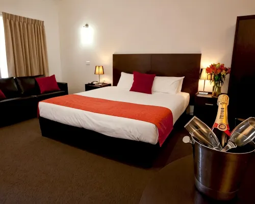 Mercure Port of Echuca Hotels in Echuca