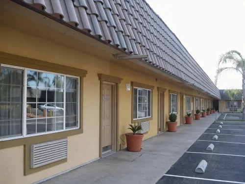 Rodeo Lodge