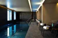 普萊姆恩尼澤瑟酒店 - 泳池