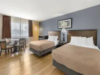 Quality Inn - Niagara Falls Blvd Hotels near Niagara Aerospace Museum