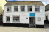 Flat in Port Isaac - seaview & parking - Homestays