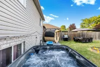 Niagara Retreat|HotTub|Sauna|Games|15 Min to Falls
