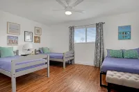 Stylish & Comfy Townhome Walking Distance to Beach - salle de sport