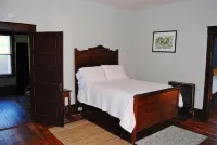 Quaint Cottage Located 15 Miles From Blacksburg VA - Homestays