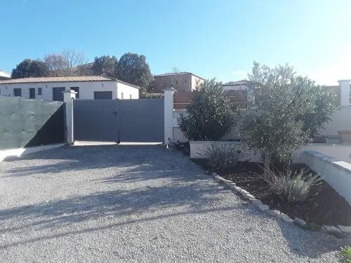 Fully equipped villa with swimming pool