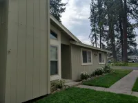 Plumas Pines Golf Resort. Updated Condo on the 4th Fairway. EV Charger on Site. Hotels in Plumas Eureka