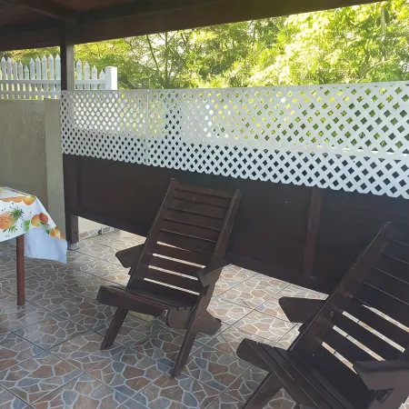 F2 apartment near the sea