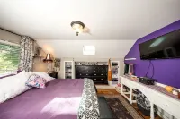5 bedroom, 3 bath house on Main St. across the street from The Riggins City Park - 4-Star