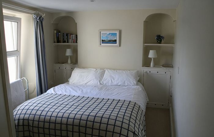 Cottage (2 bedrooms - 3 beds)  Polruan Fowey-stunning views over the estuary+sea