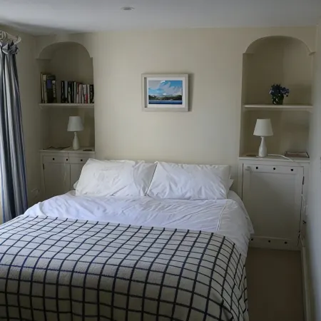 Cottage (2 bedrooms - 3 beds)  Polruan Fowey-stunning views over the estuary+sea