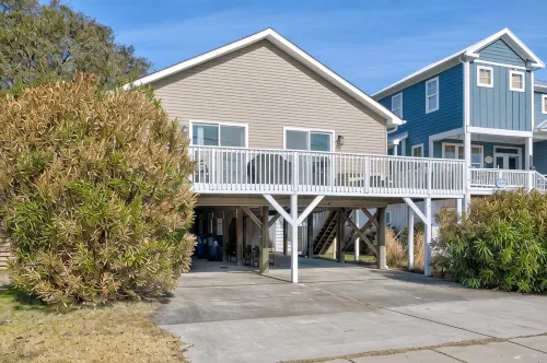 Salty Knights Centrally Located to Beach and Boardwalk