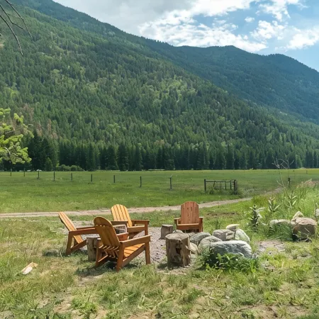 Elkhorn Cabin at Columbia Mountain Ranch near Glacier National Park