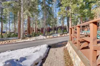 Amazing 3 Bedrooms/1 Loft House in Lake Tahoe on the Water - 3-Star