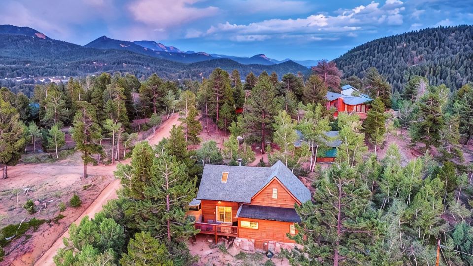 Best Hot Tub View in Bailey - Family & Pet Friendly BBQ / Hot Tub / Near Denver