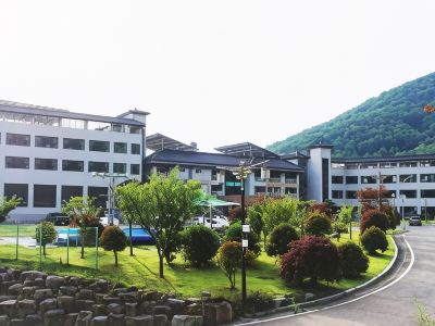 Sancheong Korean Medicine Family Hotel