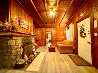 Richca Chalets Resort - โมเทล