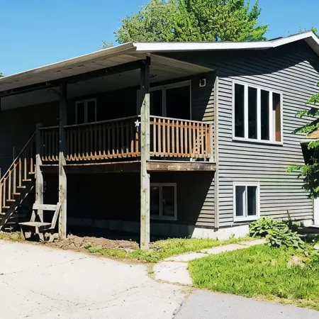 Amazing 3 bedroom 3 bath Lake drive resort house