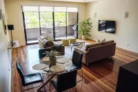Spacious, modern apartment right in the Bendigo CBD - อ่างจากุชชี่