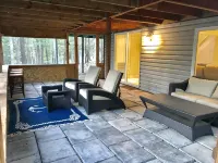 Beautiful 4 Season Lakefront Chalet in the Poconos!