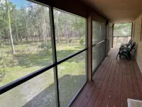 Peace on the river. Wakulla springs nearby. Wakulla River adjoins property - 3-Star