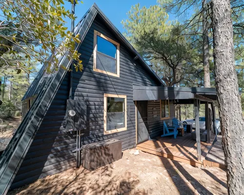 "LUX MOD CABIN" In the Pines.  Pine, AZ パインのホテル