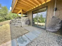 New Const Stowe Modern Sleeps 8. View: Mt Mansfield & River! Private, EV Charger
