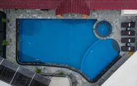 Grand Inna Tunjungan Hotel Surabaya - piscina