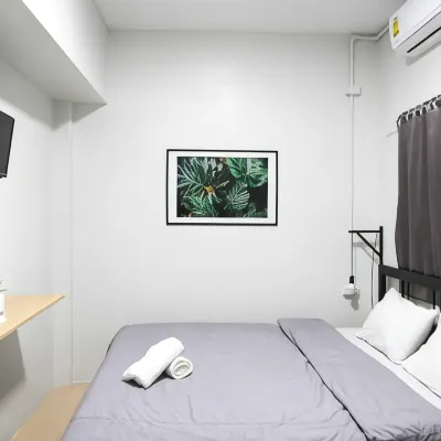 Posh 41 Hotels near Rajamangala University of Technology Rattanakosin