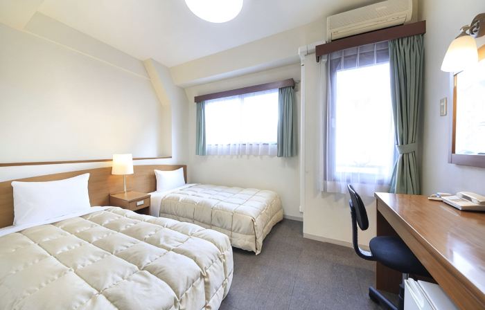 Fuchu Urban Hotel