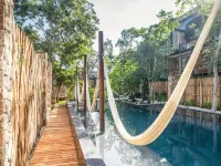 Amaka Calma Tulum Hotels near La Veleta